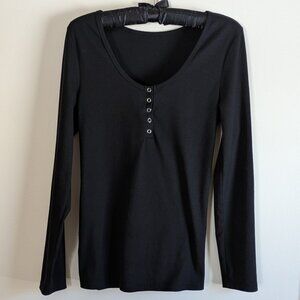 Long Sleeve Scoop Neck Henley Top